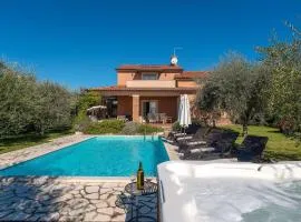 Bezaubernde Villa mit Meerblick, Jacuzzi, Babybett, Grill