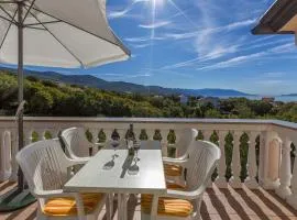 Idyllisches Apartment nur 470 Meter zum Strand mit Meerblick, Babybett - Hunde willkommen