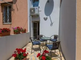 Idyllisches Stadthaus nur 450 Meter zum Strand mit Privatparkplatz und Grill