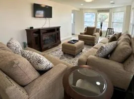 Family-Friendly Stay Near Downtown Houston
