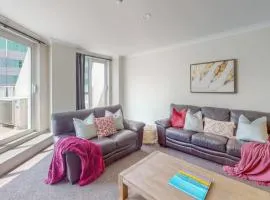Upmarket- Heart of Hamilton Apt