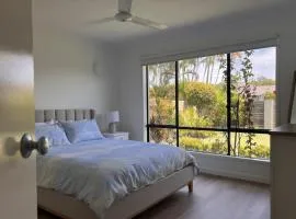 Mooloolaba beach 7 mins Pet and family friendly home by Custom Bnb Hosting