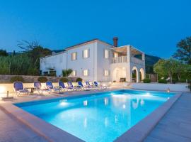 Cypress Paradise by Villas Guide, hotel i Dubravka