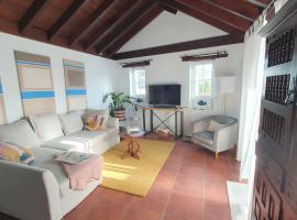 Casa MaLuMi - Historisches Stadthaus in Haría, готель у місті Арія