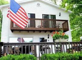 Charming Cabin Rental for the Perfect Summer Getaway on Clear Lake in Michigan