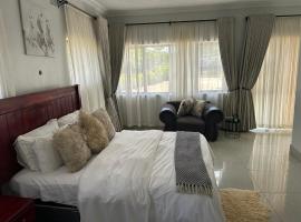 Golden Acres garden view - 2323, hotel a Kwekwe