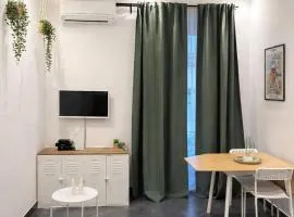 Studio Cosy TOP1 , Ultra Proche Plage, NICE CENTRE