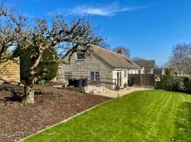 Great Rollright Cottage near Soho Farmhouse, Hotel in Chipping Norton
