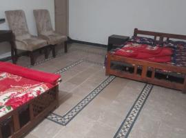 Breeze apartments، فندق في ابوت اباد