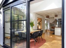 Spacious 4 Bedroom House by Oxford Train Station, hotel in Oxford