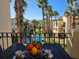 Apartment with a beautiful view with a terrace in Roda golf & Beach resort، فندق في سان خافيير