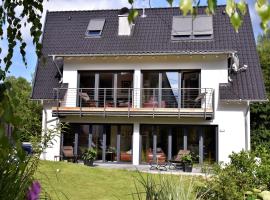 Ferienwohnungen Vogelsang, hotel in Saalhausen