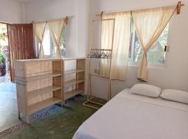 Zicatelas Depa, hotel a Cedro