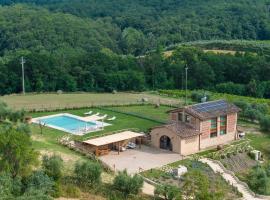 Villa with Pool Luxury Villa with Pool, Hotel in Zambra