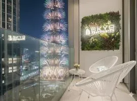 SKY9 Apartments - Luxury Apartments in Downtown Dubai with Full Burj Khalifa View