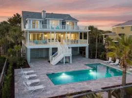 Seascapes 714 Ocean Blvd. Charming, Ocean Front, Private Pool