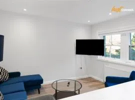 Comfy 1 Bed Airdrie Flat w Private Parking