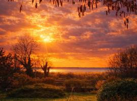 Villa Prima Wellness Badacsony، فندق في باداتشونيتوماي