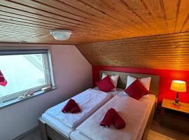 Stanza in zona turistica, hotel din Hirtshals