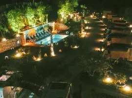 Güneş' te Karavan Otel