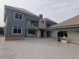 Royal Haven, Hotel in Ofankor