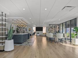 B&B HOTEL Orlando International Drive near Universal - Newly Renovated!, hotell i Orlando