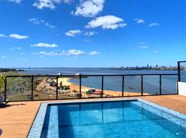 Viesnīca Espectacular departamento con vista al rio y playa San Jose! pilsētā Enkarnasjona