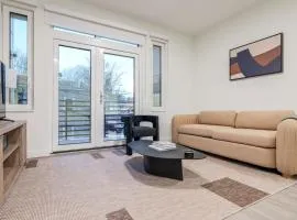 Blueground Ward Two rooftop nr Prospect Hill BOS-1265