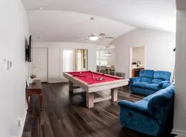 Modern Retreat Near DAY Airport & Metropark