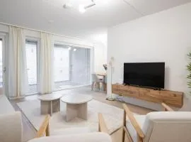 Modern City Suite - 2BDR - Sauna - Free Parking