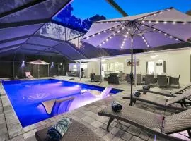 Lux Fam Private Resort Pool Spa, 2 Private Pickleball Courts, Basketball, Ping Pong Table, Mini Golf, Close To Beach & Dining Home Sleeps 8