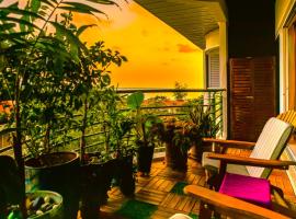 Tara Muda Sea Views Big Pool Great Kitchen Fibre Wifi, hotel v destinaci Pantai Cenang