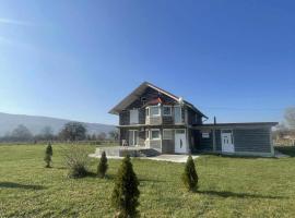 Zanesovici Jezero、ブゴイノのホテル