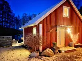 The Blomsholm Cabin - Recharge Your Electric Car