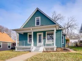 Walk to Nightlife District! Omaha Benson Bungalow