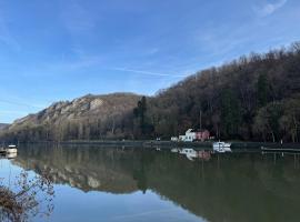 Belle Echappée Mosane, hotel sa Waulsort
