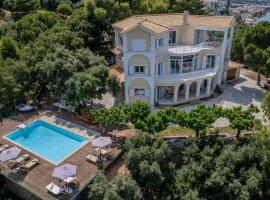 Orizon Seaview Villa with private pool, viešbutis Zakinte