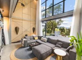 Protohouse No. V, Upper Kangaroo River, Kangaroo V