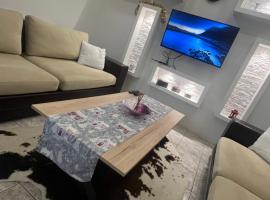 Cute and Cozy, hotel em Pale