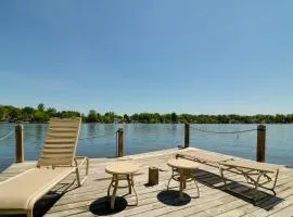 Island Cottage on Evans Lake Boat Rental Required