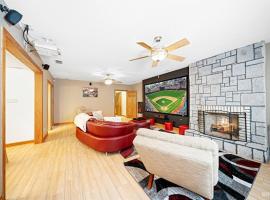 Beautiful home in Bridgeview!, Hotel in Bridgeview