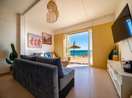 Beachside Bungalow - Your Private Own Beach, khách sạn ở Dakhla
