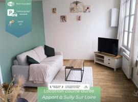 Le Nid du Château Sully-sur-Loire, hotel in Sully-sur-Loire