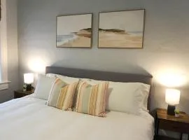 Beautiful 1 Bdrm • Historical • Downtown