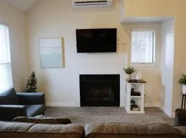 Two Bedroom Loft * Award Winning Beds * Down Town