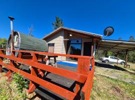 Caba&ntilde;a Refugio Sauna Spa El Arrayan Casablanca Valdivia, hotel com spa em Valdivia