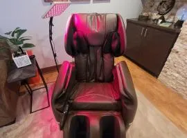 Relaxing spa retreat in downtown Windsor