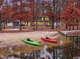 Hickory Haven Lakehouse by StayLage