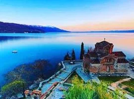 Waterfront 3BR Luxury - 2Bath & 3Balconies - Pogradec, Lake Ohrid