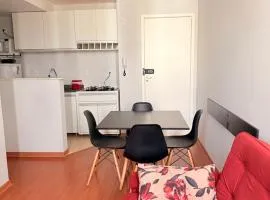 Apê Ruby com 2Q com Ar em 1 Quarto e Garagem